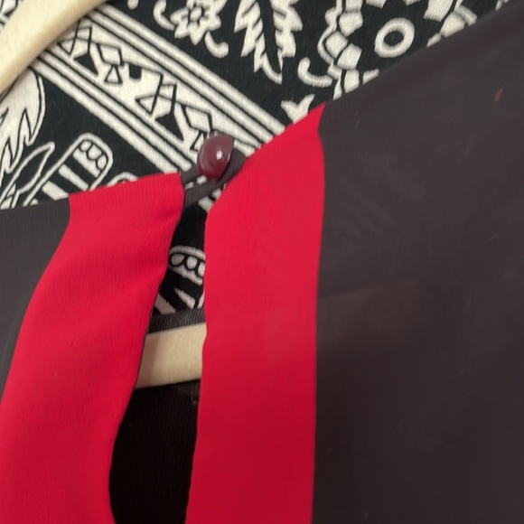 IRRESISTIBLE II DEEP RED AND BLACK WIDE STRIPE BLOUSON SOFT FLOWING DRESS - Picture 6 of 7